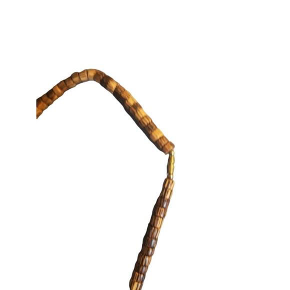 Carved Wood Animals Safari Tribal Beaded 16" necklace vtg zebra lion rhino shell - Picture 3 of 3